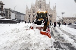 duomo milano neve